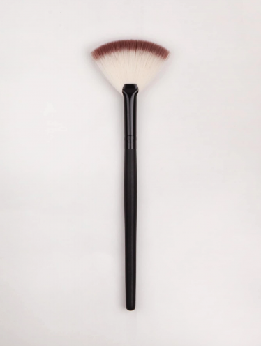 Pędzel wachlarz do kwasów, masek, czarny