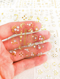 Naklejki na paznokcie złoty kolor/diamentowy wzór 30 ark