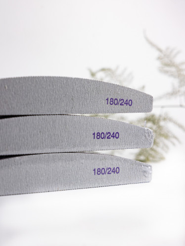 Pilnik mineralny półksiężyc łódka, 180/240 (50 szt)