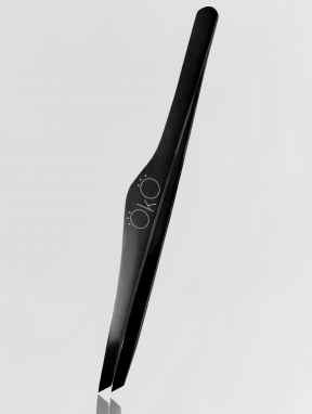 Pęseta do brwi skośna, Black Magnetic, OkO