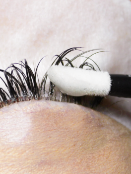 Remover do rzęs w żelu (25ml), MOEMI