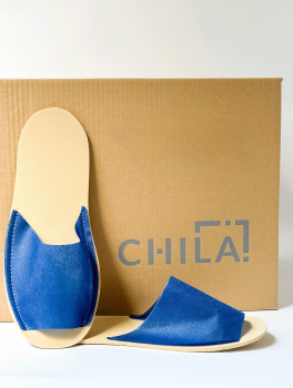 Kapcie hotelowe odkryte, biało-granatowe (1 para)