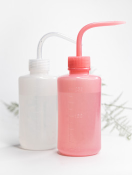 Tryskawka, butelka do mycia rzęs, różowa (250ml)