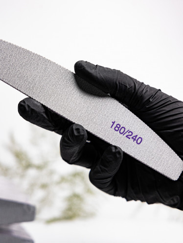 Pilnik mineralny półksiężyc łódka, 180/240 (10 szt)