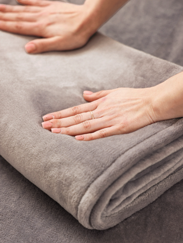 CHILA KOC na fotel pluszowy TRUFLOWY - 110x180cm