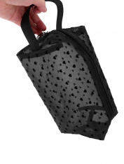 Kosmetyczka w serduszka z paskiem, czarna